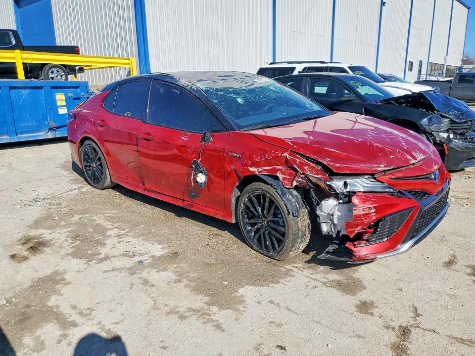 2021 Toyota Camry Hybrid xse