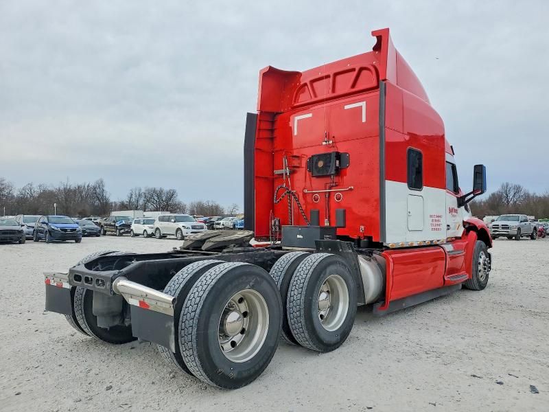 2020 Peterbilt 579 Semi Truck