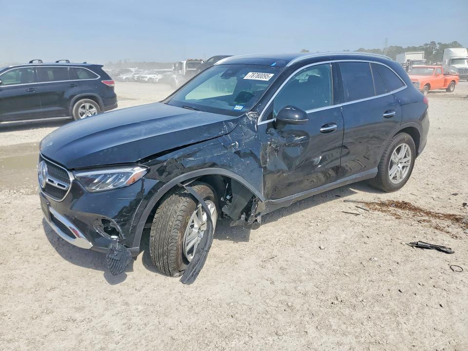 2025 Mercedes-Benz Glc 300