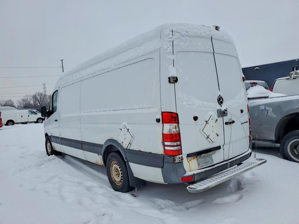 2014 Mercedes-Benz 2022 Mercedes Benz Sprinter 2500 Delivery van