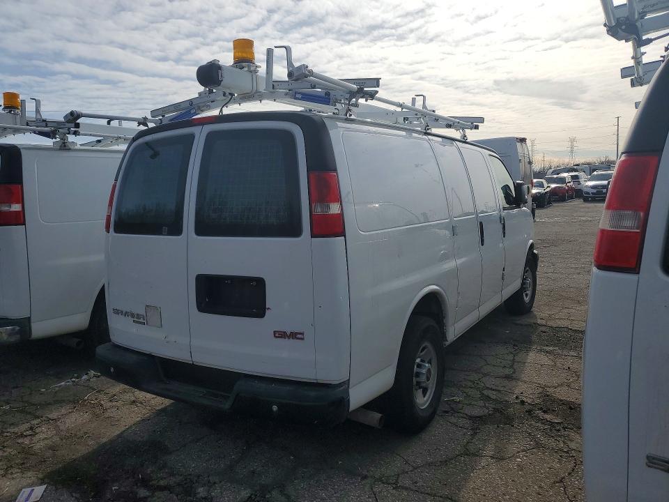 2016 GMC Savana 2500 Cargo Utility / Service van
