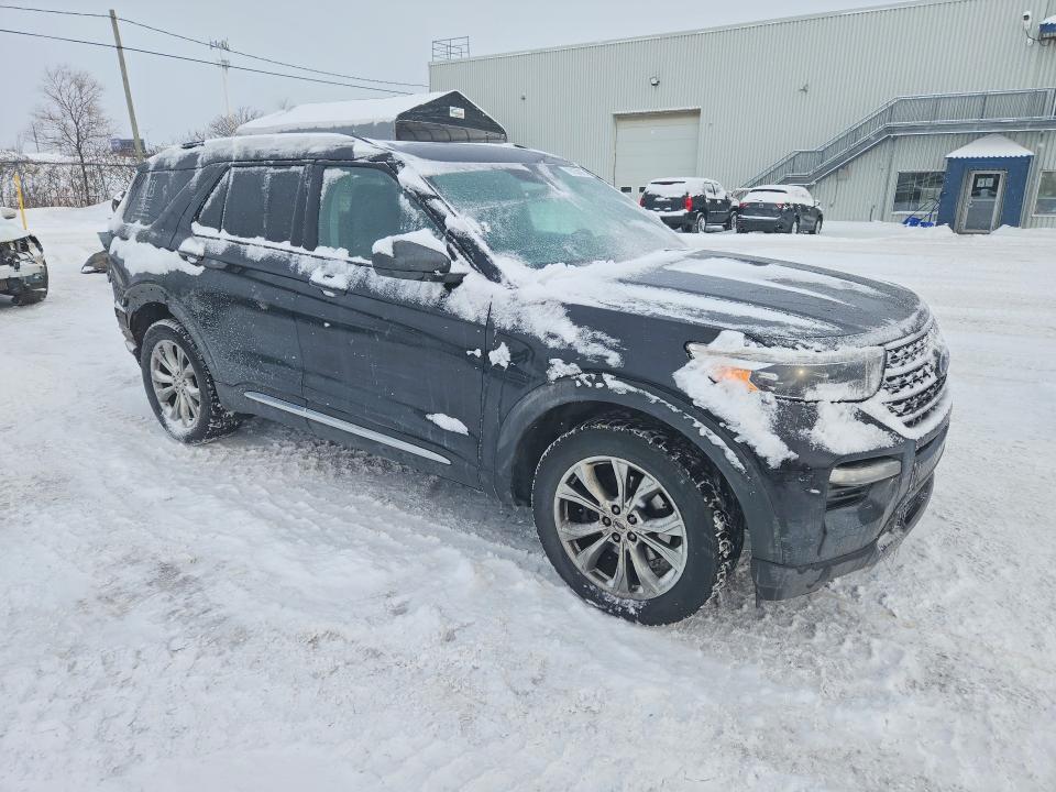 2020 Ford Explorer xlt  a