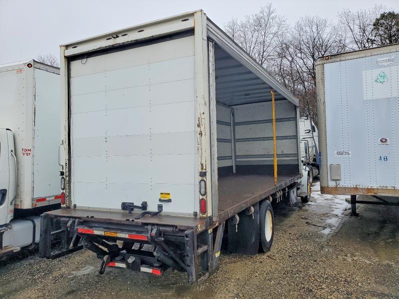 2015 Freightliner Business Class M2 box Truck