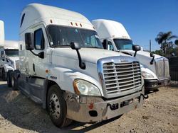 Freightliner salvage cars for sale: 2016 Freightliner Cascadia 125 Semi Truck