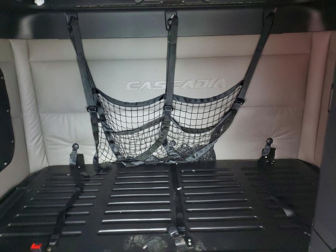 2019 Freightliner Cascadia 126 Semi Truck