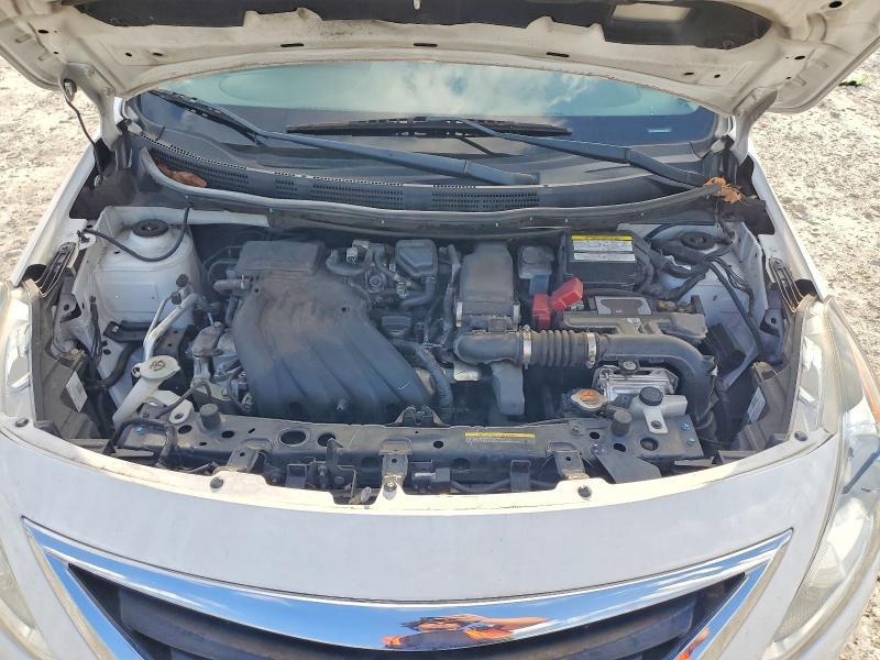 2018 Nissan Versa s