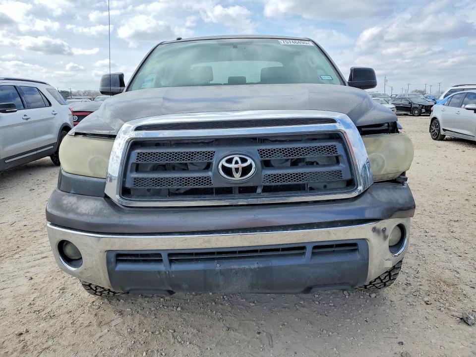 2011 Toyota Tundra Crewmax SR5