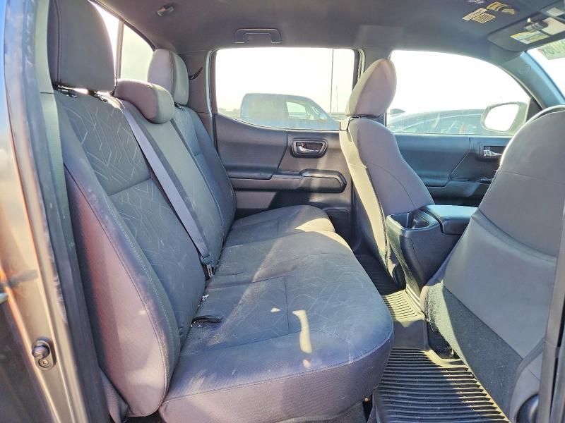 2017 Toyota Tacoma Double cab