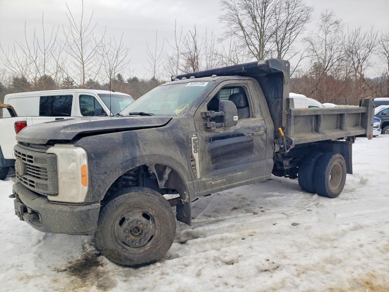 2023 Ford F350 Super Duty Dump Truck