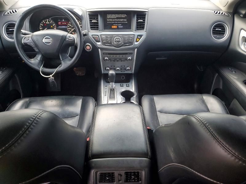 2017 Nissan Pathfinder s
