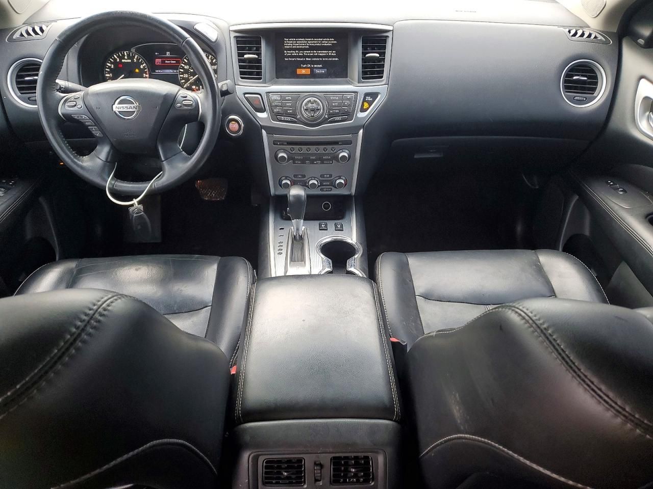 2017 Nissan Pathfinder s