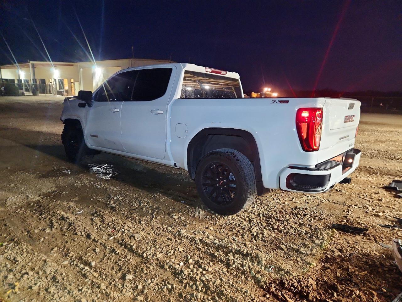 2024 GMC Sierra K1500 Elevation