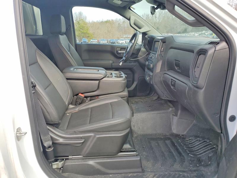 2023 Chevrolet Silverado C1500