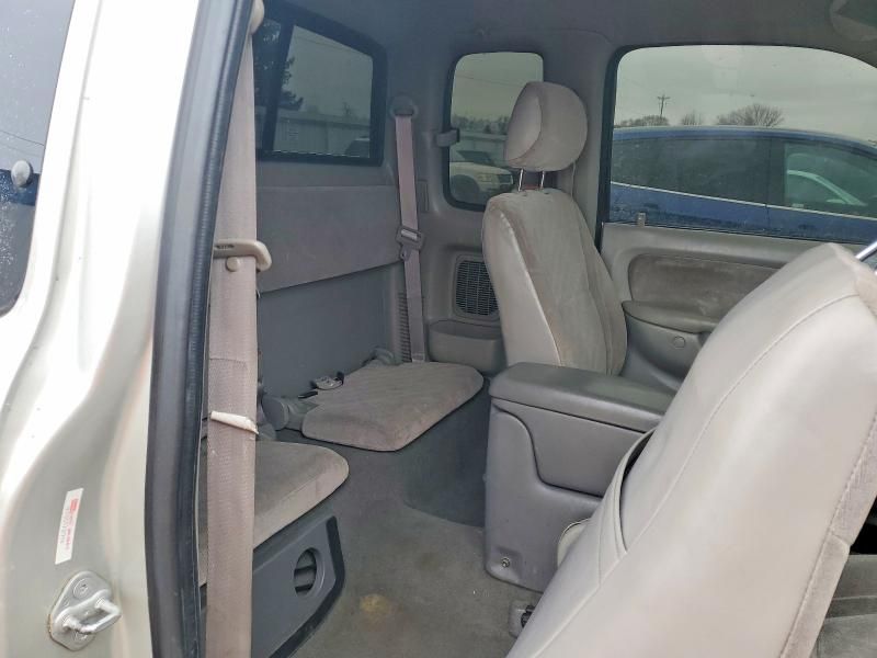 2002 Toyota Tacoma Xtracab