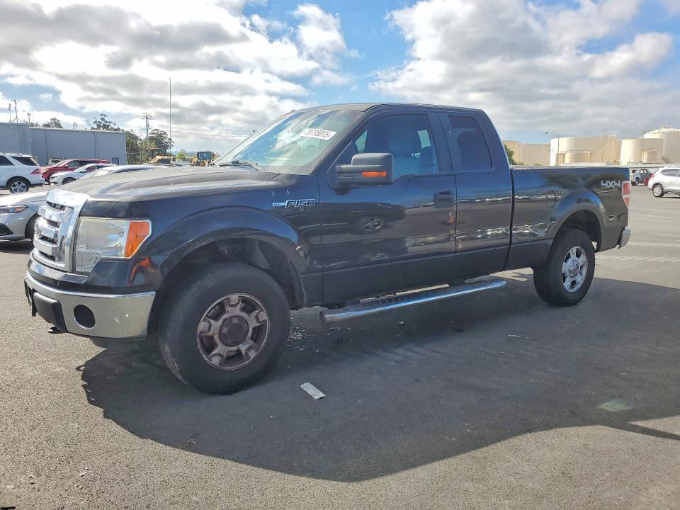 2011 Ford F150 Super cab