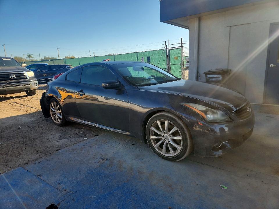 2013 Infiniti G37 Journey