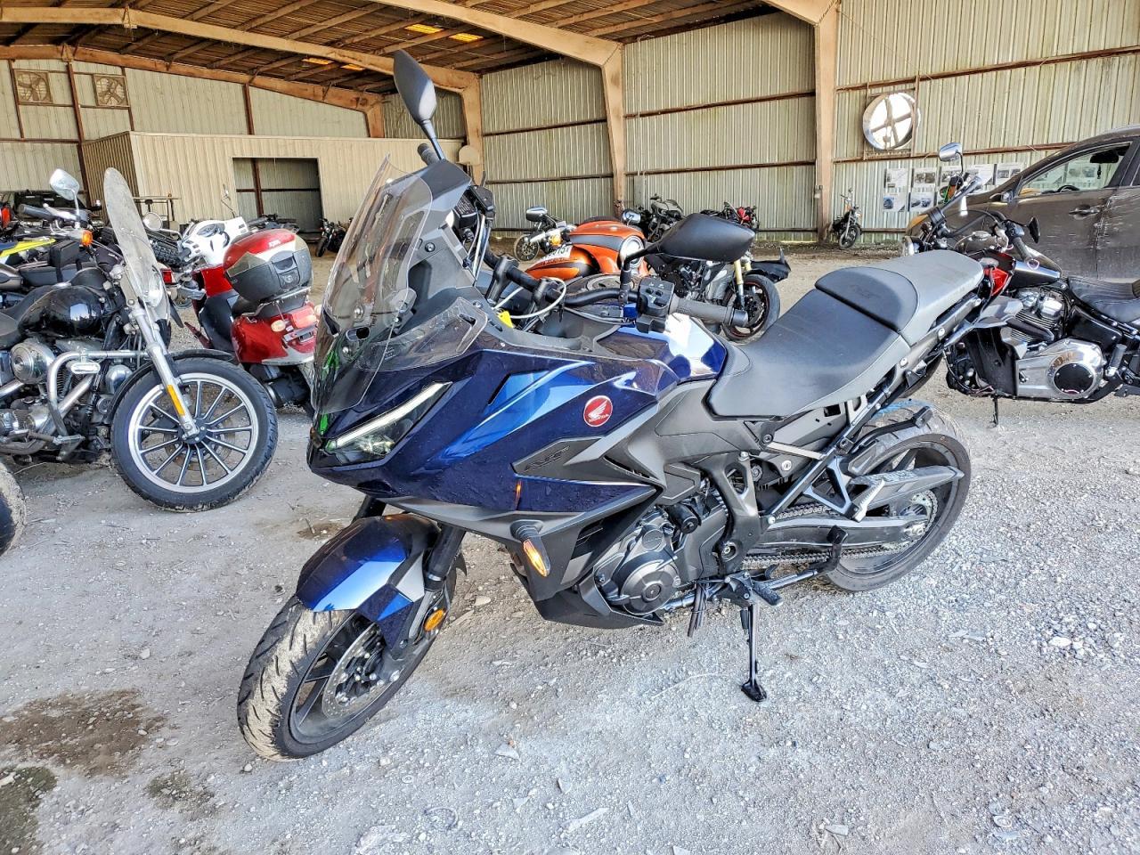2025 Honda NT1100 D