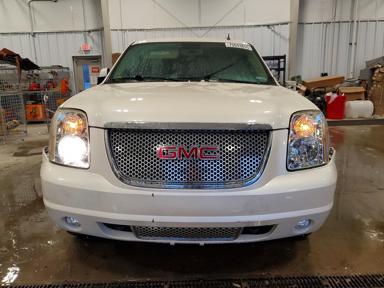 2013 GMC Yukon Denali
