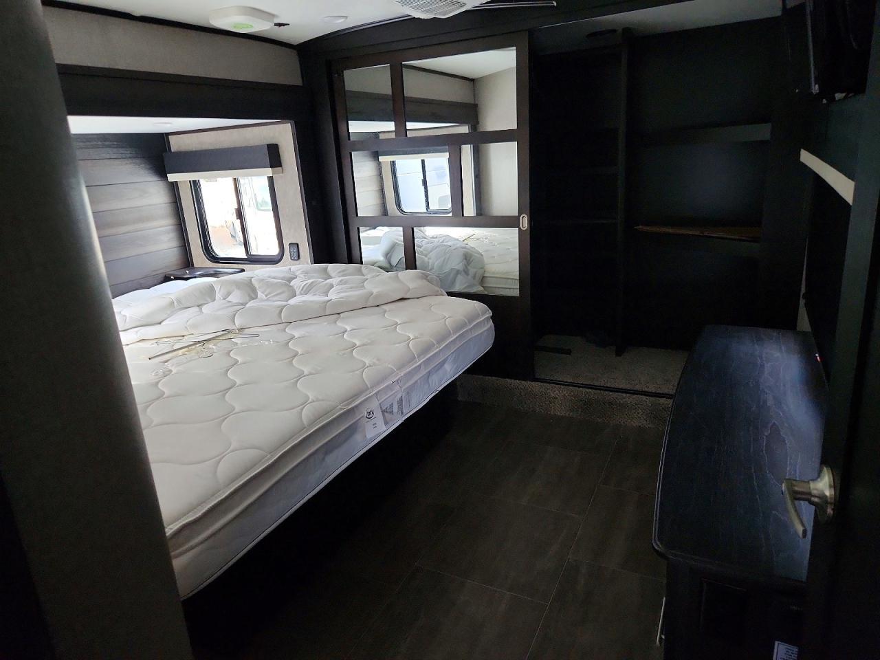 2020 Jayco North Point Camper