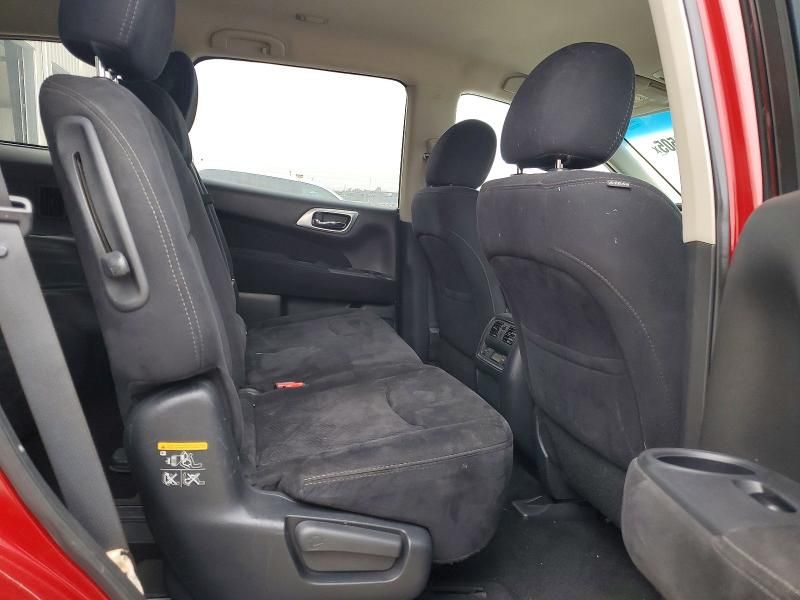 2015 Nissan Pathfinder s