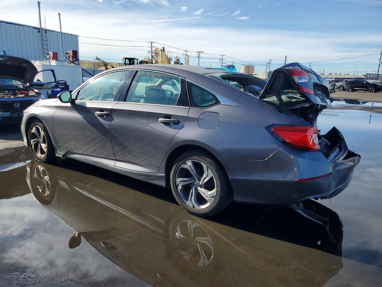 2018 Honda Accord ex
