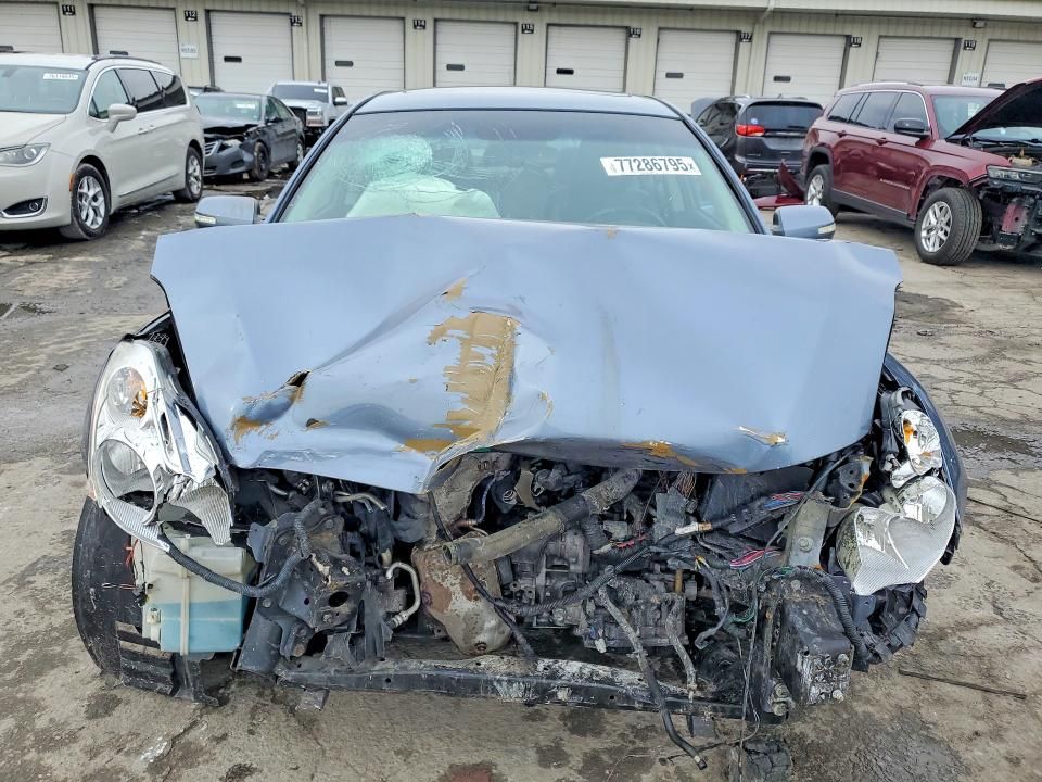 2011 Nissan Altima Base