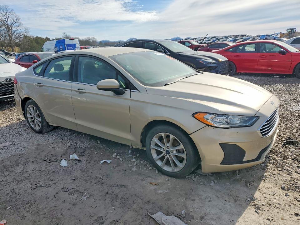 2019 Ford Fusion se