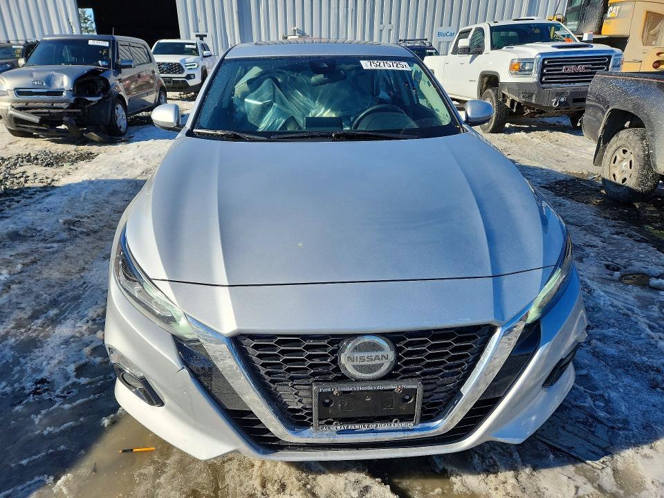 2021 Nissan Altima sl