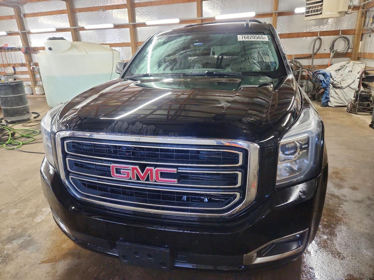 2017 GMC Yukon xl K1500 slt