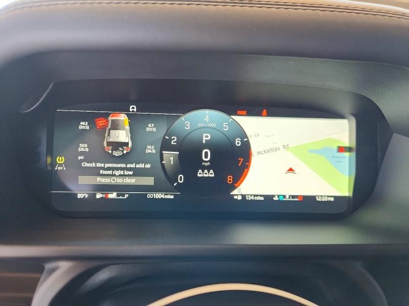 2025 Land Rover Defender Octa