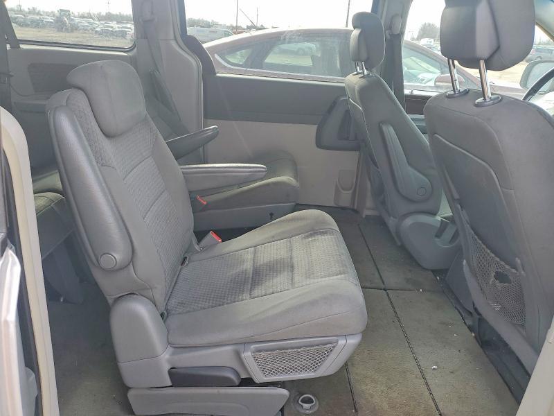 2010 Chrysler Town & Country Touring
