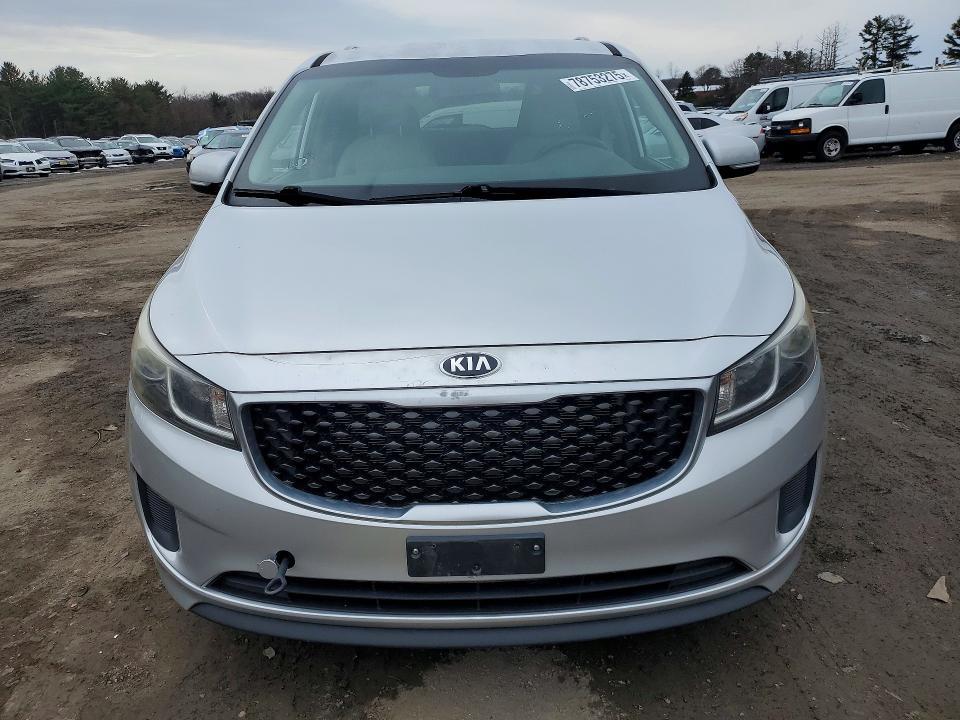 2016 KIA Sedona lx