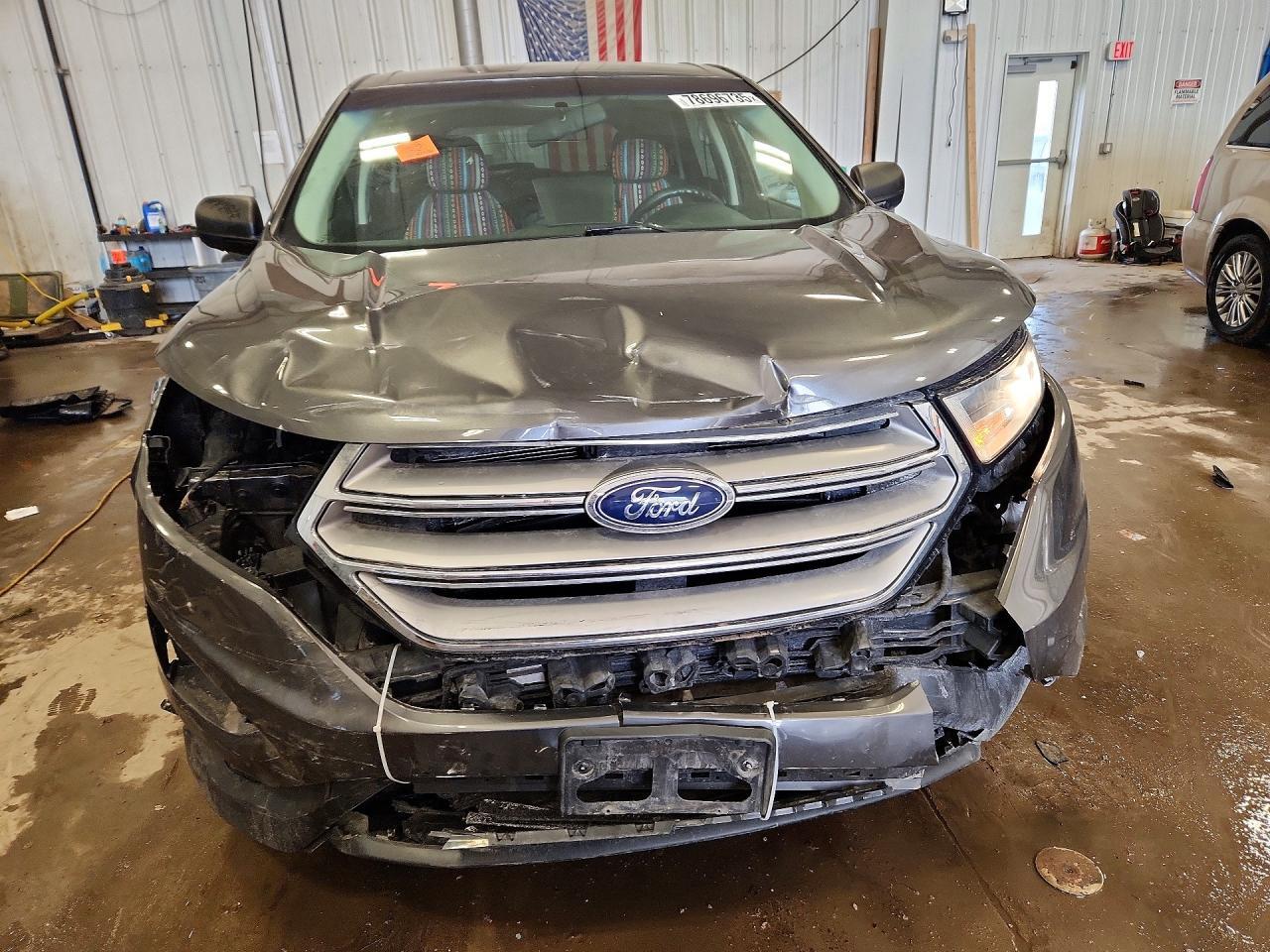 2018 Ford Edge se