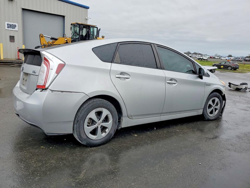 2015 Toyota Prius two