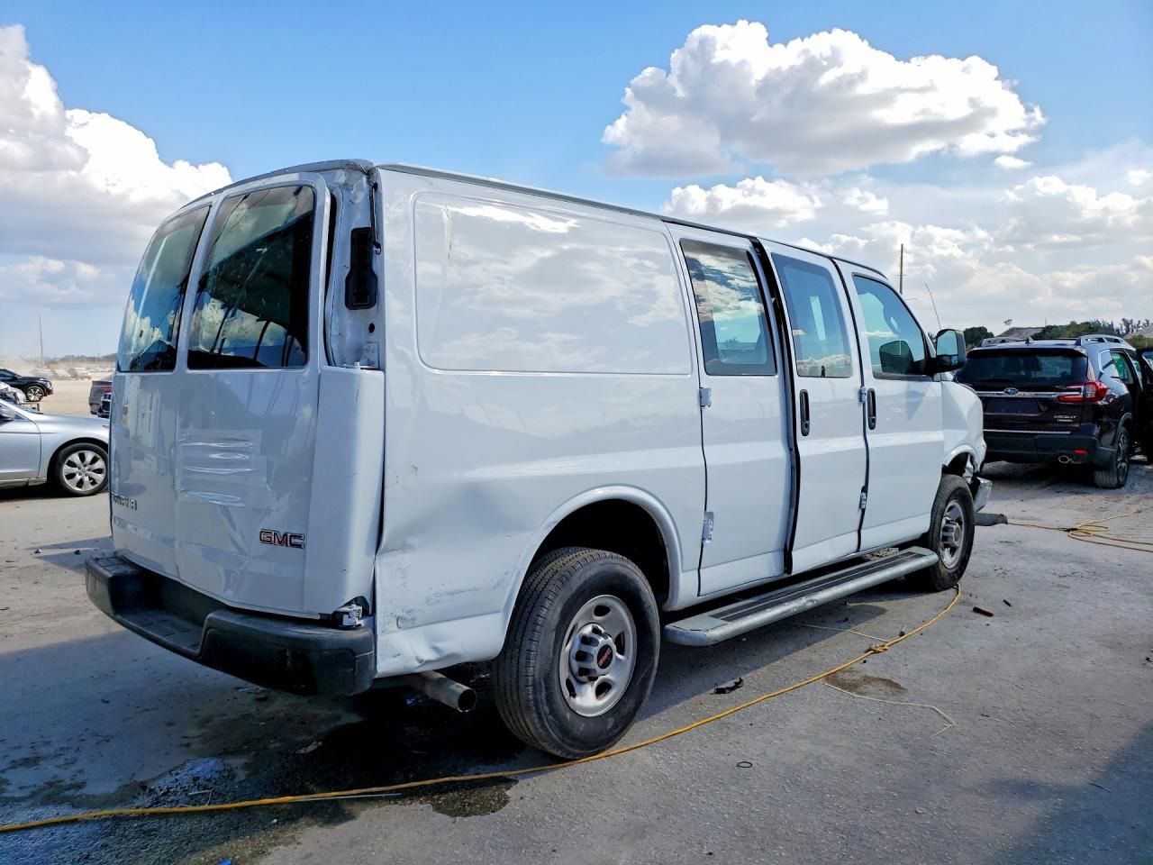 2024 GMC Savana G2500