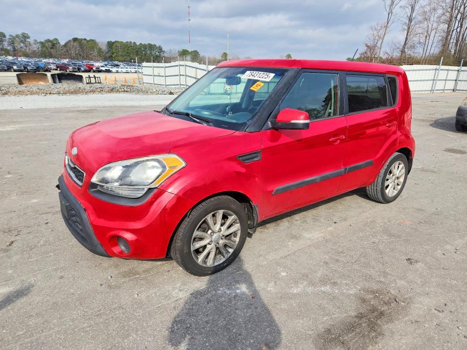 2013 KIA Soul +