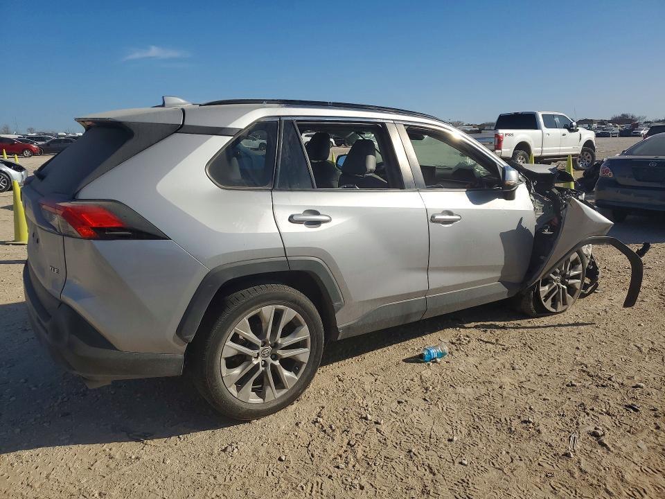 2020 Toyota Rav4 xle Premium