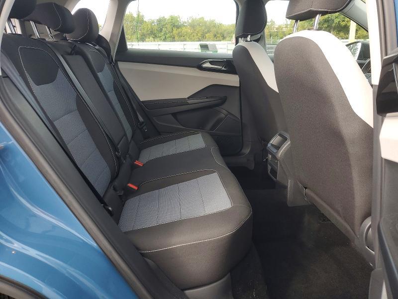 2025 Volkswagen Taos s