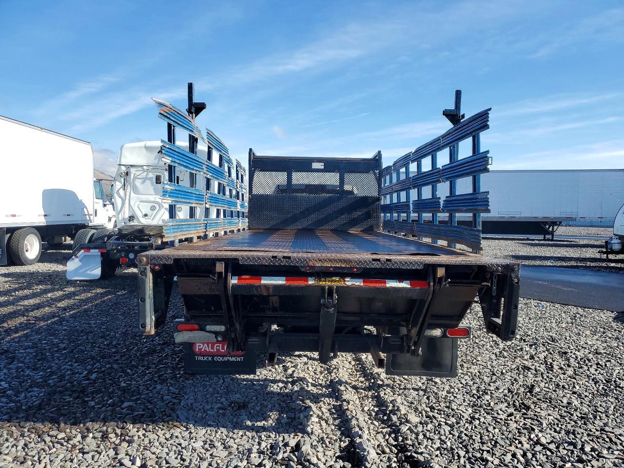 2015 Dodge RAM 5500 Flatbed Truck