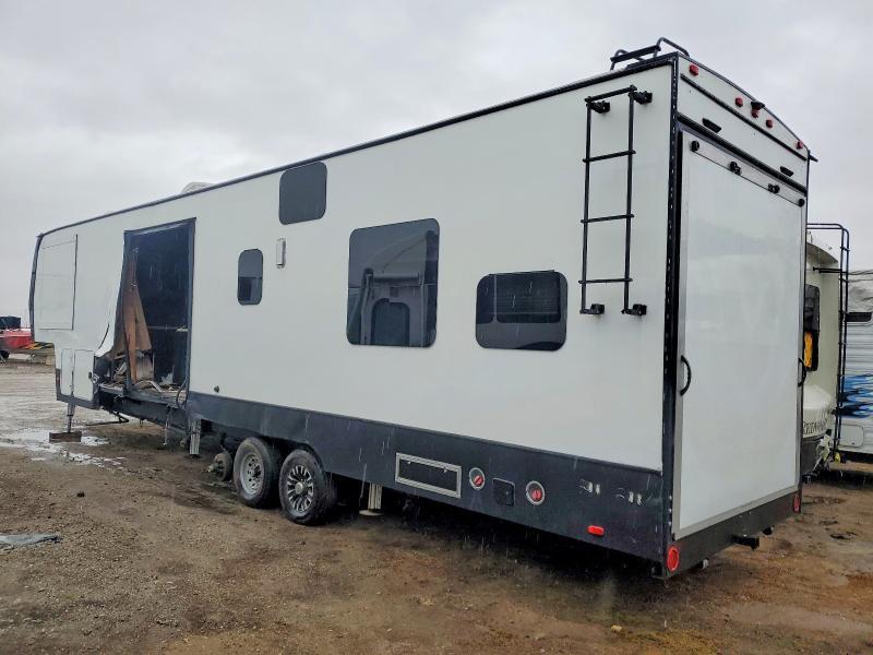 2017 Dutchmen 5th Wheel