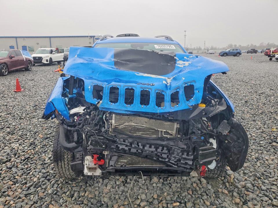 2022 Jeep Cherokee Trailhawk
