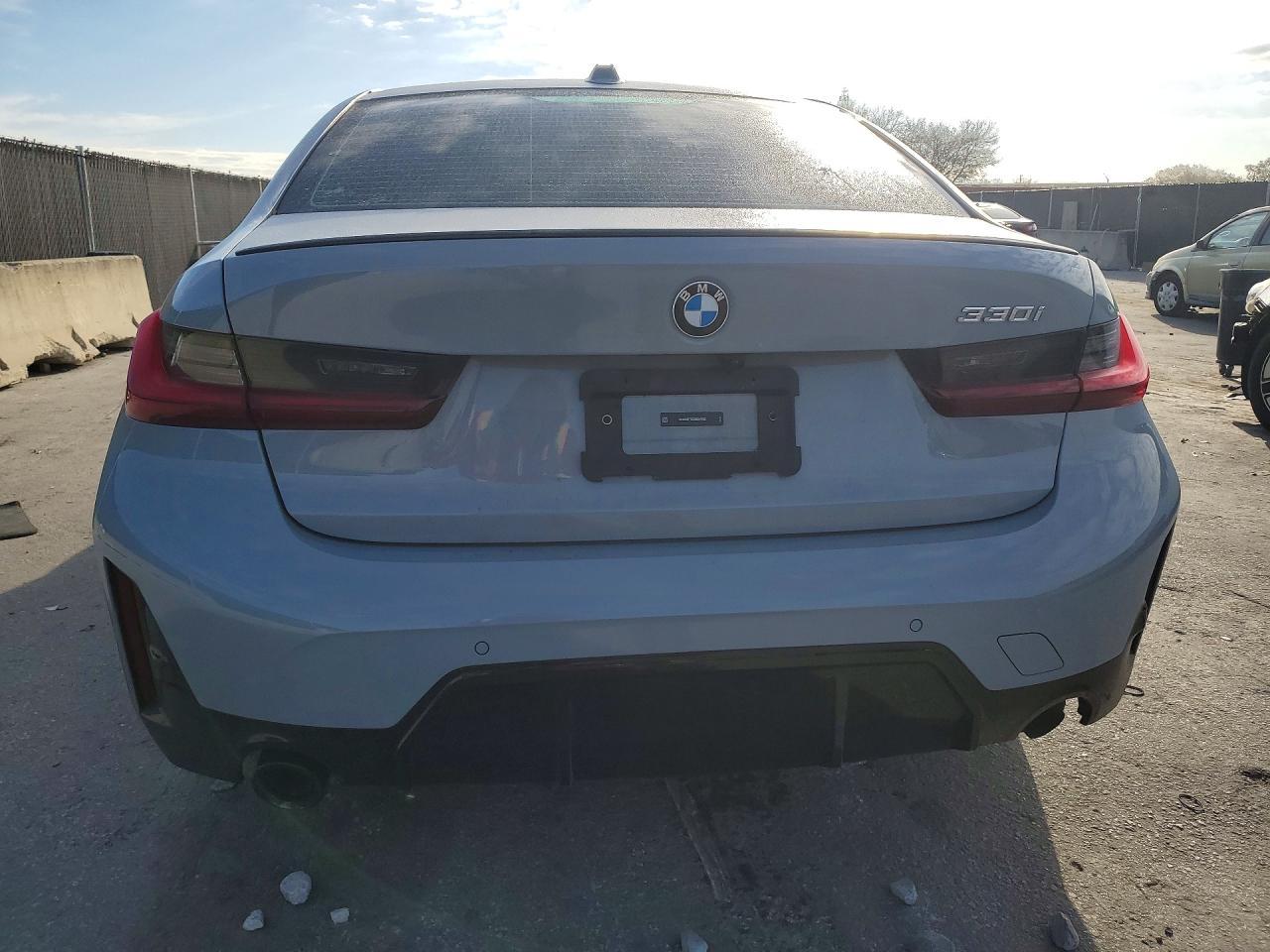 2024 BMW 330i
