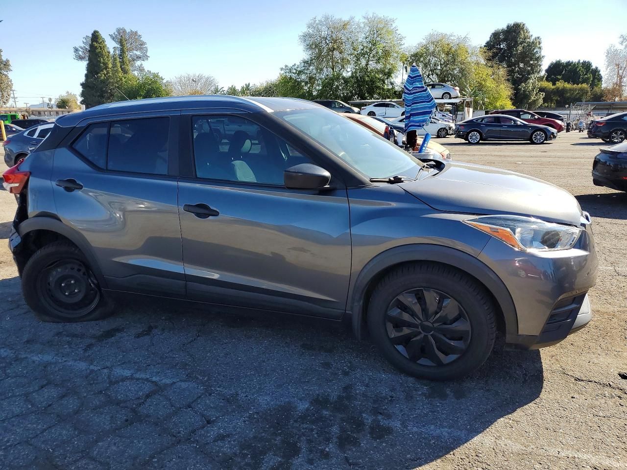 2018 Nissan Kicks s