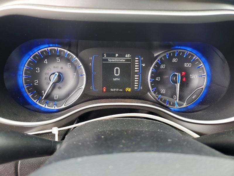 2020 Chrysler Pacifica Touring l