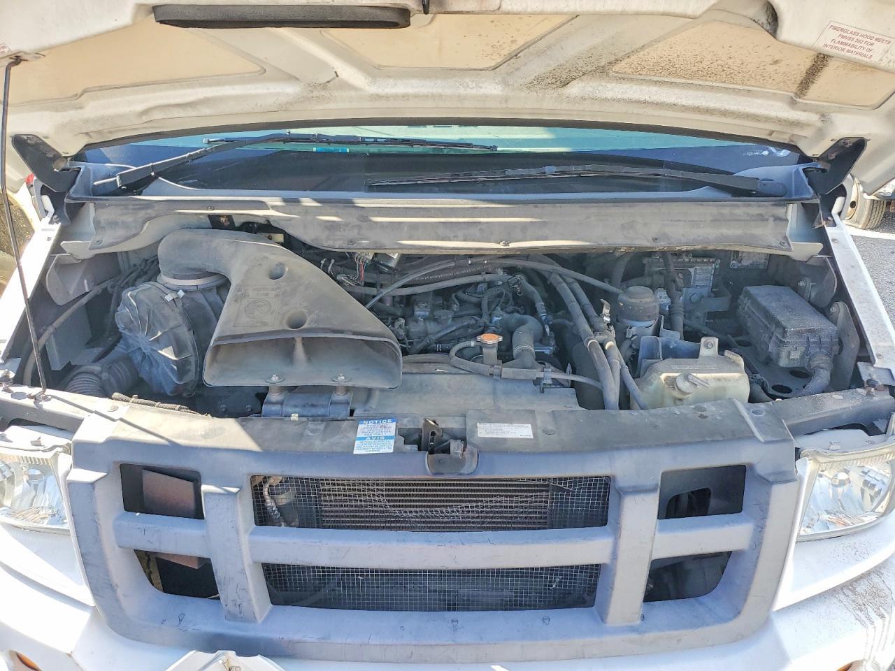 2016 Isuzu NPR Delivery Truck