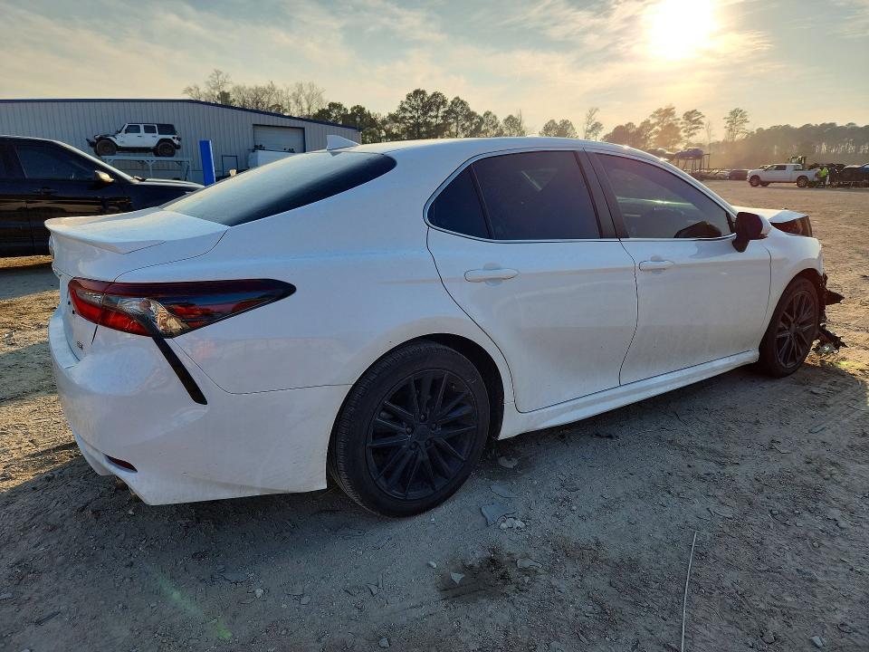 2024 Toyota Camry se Night Shade
