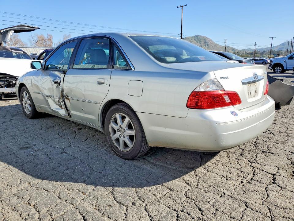 2003 Toyota Avalon xl