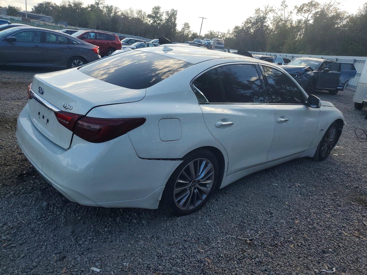 2018 Infinity Q50 3.0t Luxe