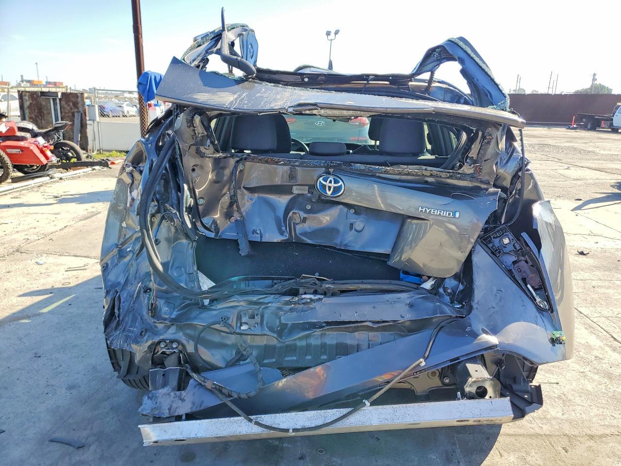 2016 Toyota Prius Three