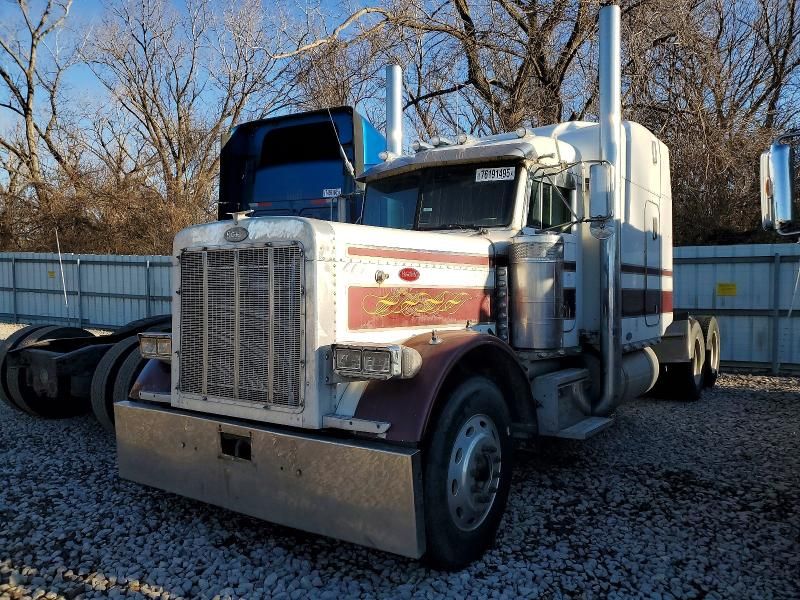 2000 Peterbilt 379 Semi Truck